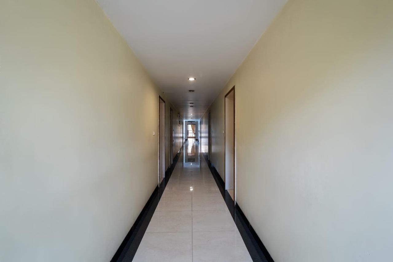 Oyo 44695 Hotel Mango Sawantwadi Exterior photo