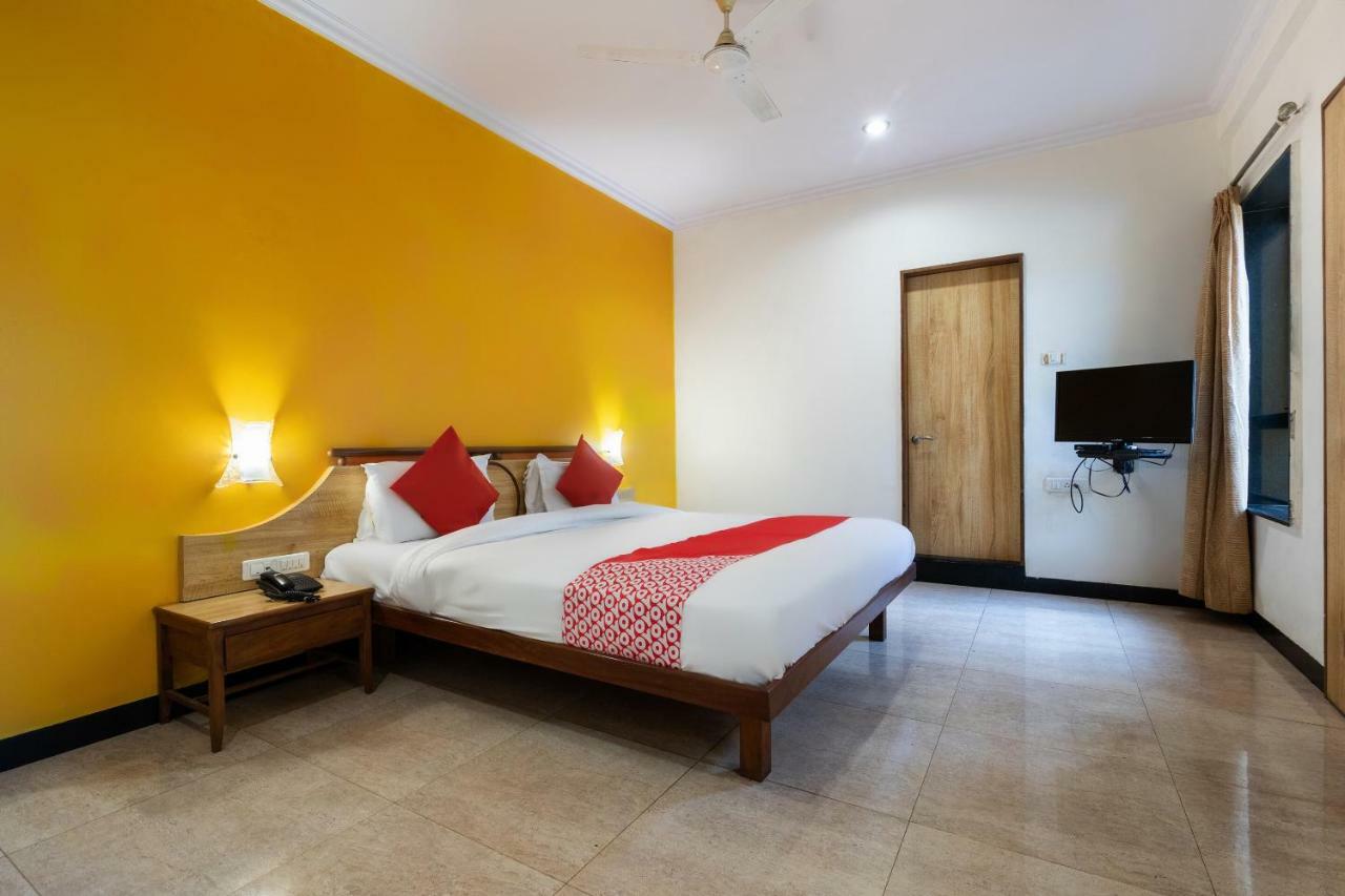 Oyo 44695 Hotel Mango Sawantwadi Exterior photo